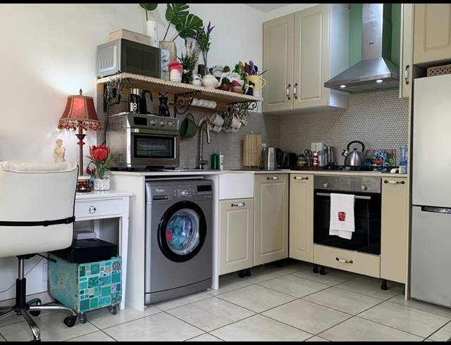 1 BEDROOM APARTMENT FOR SALE IN TABLE VIEW